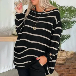 Gestreepte Gebreide Pullover Met Ronde Halslijn